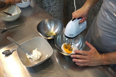 Naples: Neapolitan Pizza and Tiramisu Cooking Class