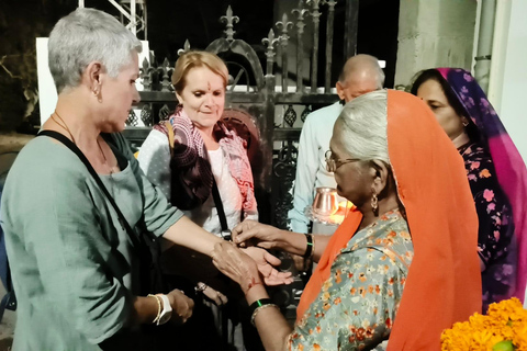 Jaipur: Clase de Cocina Rajastaní en Familia y Observación de las Estrellas