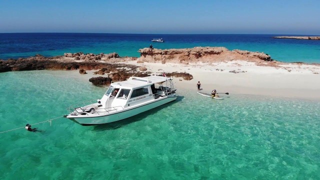 Visit Muscat Daymaniyat Island Snorkeling Tour in Muscat