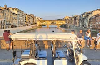 Panoramatour durch Florenz im Golfwagen mit Touristen-Guide