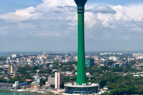 Explora la ciudad de Colombo en Tuk Tuk privado o en coche