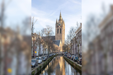 Delft City Center; Private Photoshoot & Guided Walk Classic Delft Walk