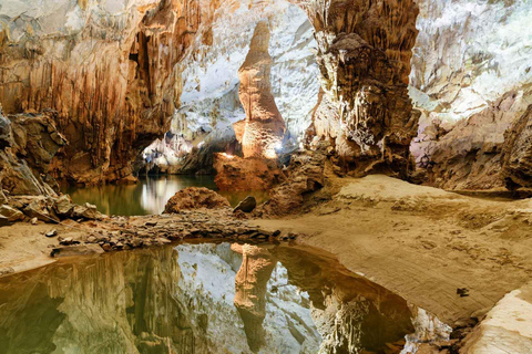 Half-Day Phong Nha Cave Scenic Boat Discovery Pick-up and drop-off in Phong Nha