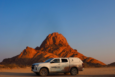From Swakopmund/Windhoek: Skeleton Coast & Stargazing Tour