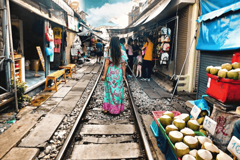 Recorrido por el Ferrocarril y el Mercado Flotante de Maeklong