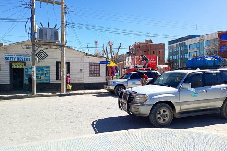 Uyuni : visite à la journée des salines et du désertVisite en langue espagnole