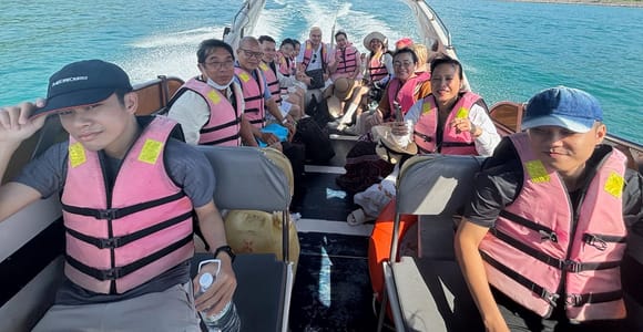 Nha Trang 3-Island Hopping Tour with Tam Island Mud Bath