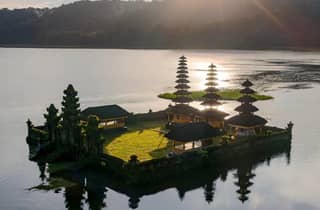 Munduk: Wanderung zu den Twin Lakes, Kanu- und Tempel-Tour