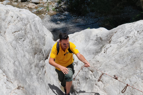 Sarakina-Schlucht - Wander- und Badeabenteuer im Süden Kretas