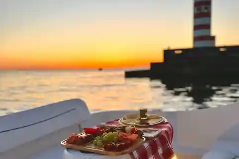 Porto TASTING Boat Tour: Bridges, River Mouth, Wine & Food
