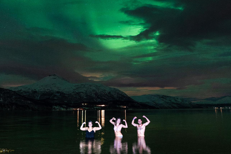 Tromsö: Norrskenstur med foton och hotelltransfer