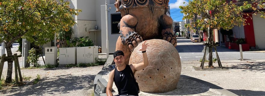 Naha : visite guidée de la poterie Yachimun et de l'artisanat local à Tsuboya