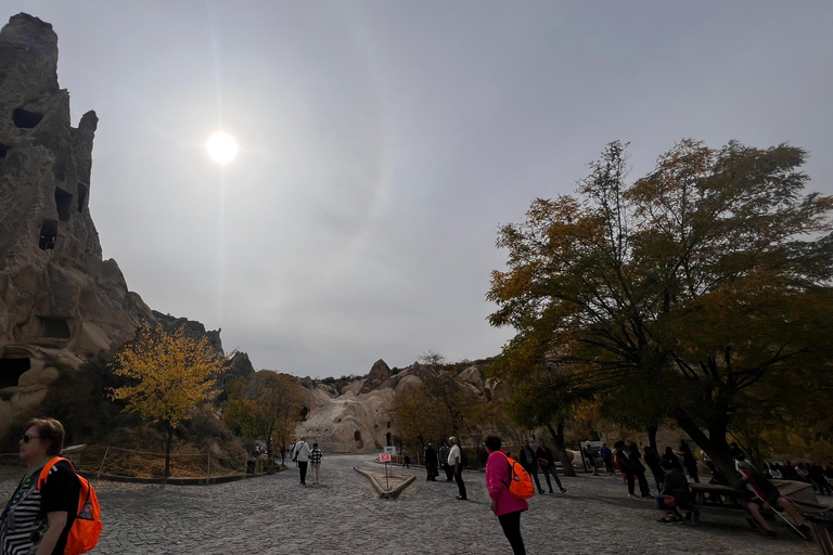 ¡Excursión de 2 días a Capadocia con almuerzo!Excursión de 2 días a Capadocia con almuerzo y entradas