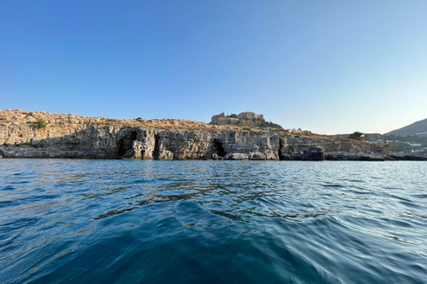 Lindos,Pefkos: Passeio de barco com tudo incluído para nadar e mergulhar com snorkelPasseio de barco a partir do ponto de encontro