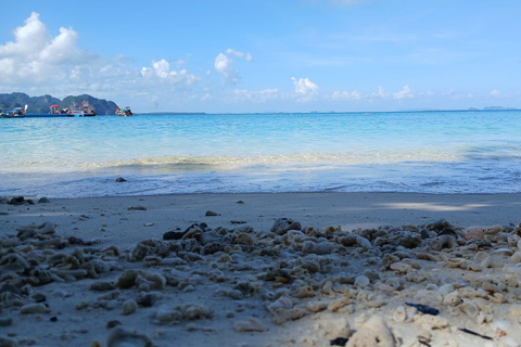 Koh Poda Krabi Half Day: 3-Island Boat Tour with Snorkeling