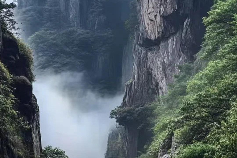 Shanghai: Fengmingshan Immortal Valley Private Day Trip