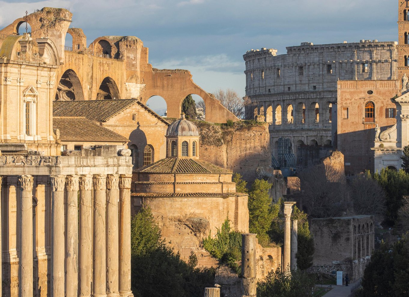 Coloum Rome Rome: Colosseum Small-Group Guided Tour | BookYourTour.com