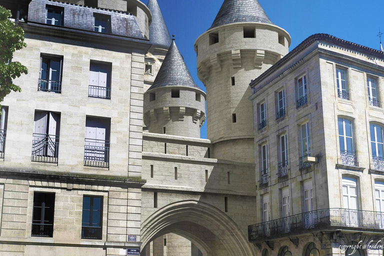 Bordeaux. A tour between the real and the virtual