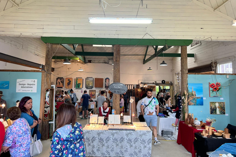 Au départ d&#039;Auckland : MARCHÉ DU VILLAGE DE MATAKANA ET VISITE DES VIGNOBLES ET DES SCULPTURES