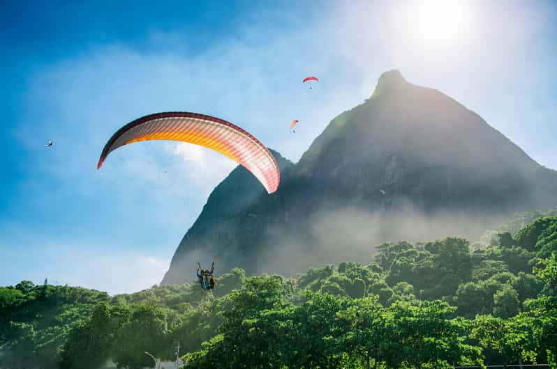 Rio de Janeiro: Paragliding with Hotel Pick-up & Drop-off