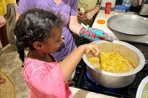 Coast: Shela Village Henna & Swahili Beauty Class with Lunch