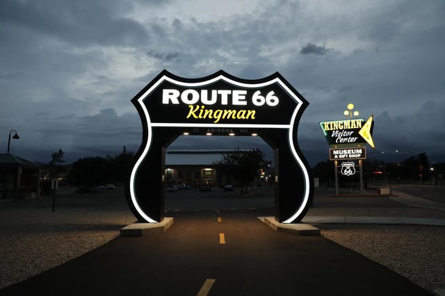 From Las Vegas: Route 66 Historical Locations Guided Tour