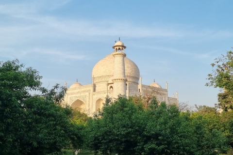 Von Agra aus: Ein Tagesausflug zum Taj Mahal & Fatehpur SikriDie Tour findet nur mit einem ortskundigen Reiseführer statt.