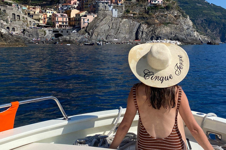 From Levanto or Monterosso: Guided Cinque Terre Boat Cruise From Levanto or Monterosso: Guided Cinque Terre Boat Cruise