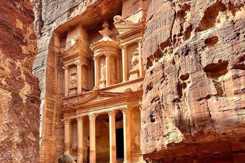 Tour privato di Petra di un giorno intero da Amman