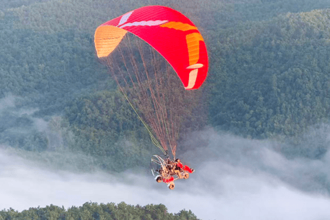 Luang Prabang：Paragliding Flight with Hotel Pickup Luang Prabang: Paragliding Flight (Without Hotel Transfer)