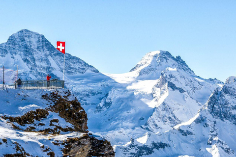 Schweiz: snöskovandring privat tur