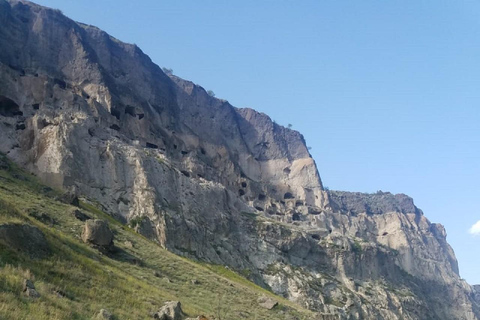 Tbilisi: Vardzia Caves, Rabati Castle and Borjomi Day Trip