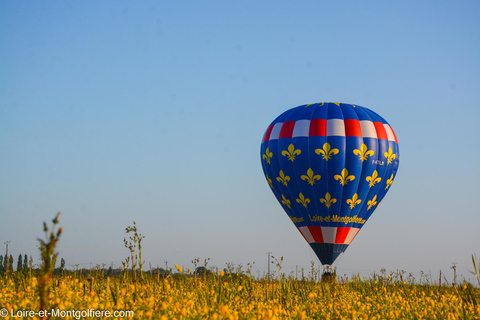 Heißluftballonfahrt über dem Schloss von ChenonceauSonnenaufgang Heißluftballonfahrt