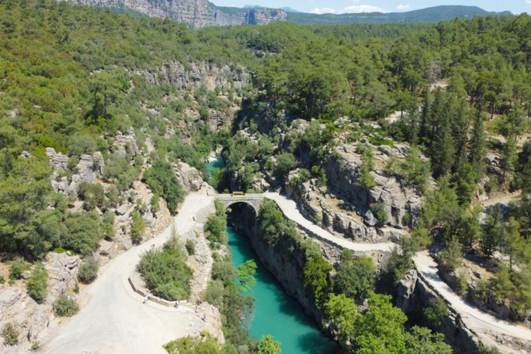 Antalya/Alanya: Rafting mit zusätzlichen ExtremoptionenRafting und Zipline mit Mittagessen