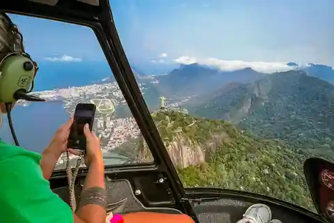 Río de Janeiro: Excursión en helicóptero por el Cristo + Traslado de ida y vuelta