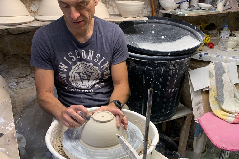 尼斯周边栖息的中世纪村庄。