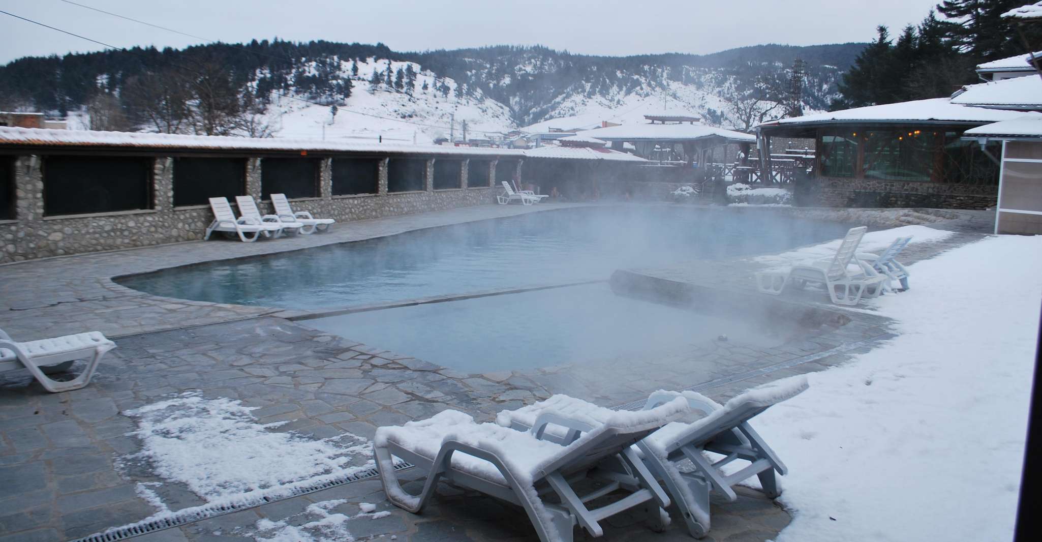 Bansko, Fácil raquetas de nieve Parque Nacional Pirin y spa termal - Hizvo