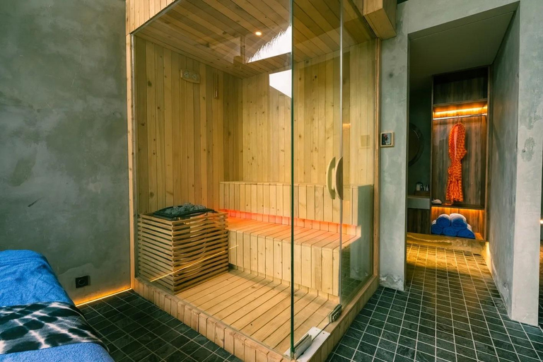 Bali/Canggu: Atlas Beach House Day Pass Full Day Pass