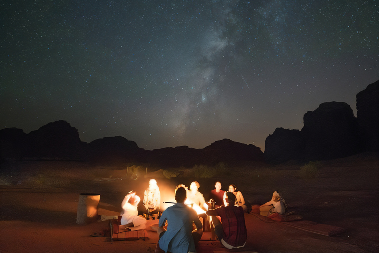 Wadi Rum: Authentic Jeep Tour, Sunset & Bedouin Storytelling