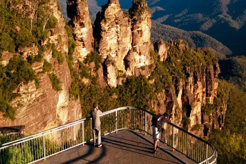 Combo: Blue Mountain Tour + Sydney Hop-on-Hop-off Bus Ticket