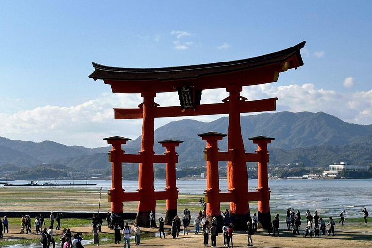 Hiroshima &amp; Miyajima UNESCO 1 dag bustourVanaf JR Hiroshima Station (zonder lunch)