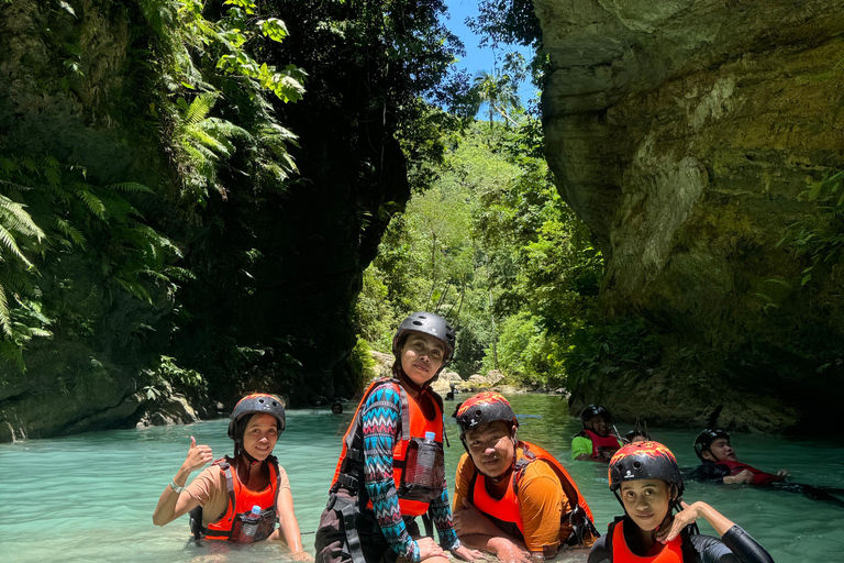 Cebú: Natación con tiburón ballena y barranquismo en las cataratas Kawasan