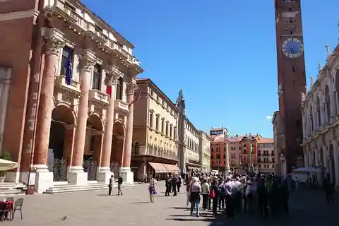 Vicenza private guided city tour
