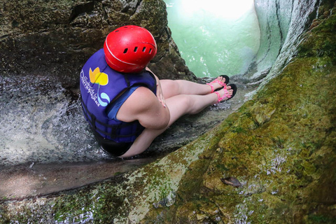 Puerto Plata: Jeep Safari Adventure to the 7 Damajagua Waterfalls