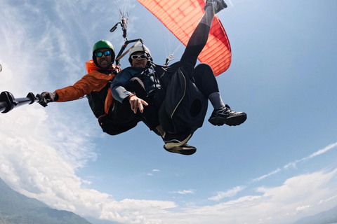 Pokhara: Tandem Paragliding Flight with GoPro Photos Cloud Buster – 35 to 40 minutes