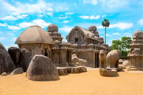 Puducherry: Mahabalipuram Guided Full-Day Tour with Transfer