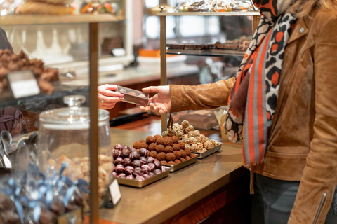 Swiss Experience: Lucerne City Tour with Chocolate TastingShared Tour