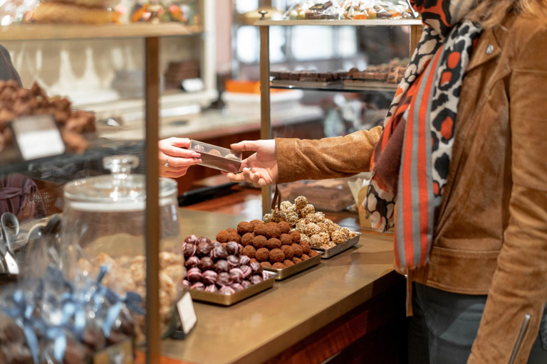 Swiss Experience: Lucerne City Tour with Chocolate TastingShared Tour