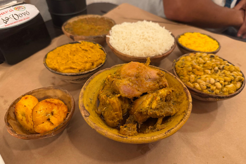 Salvador: Bahia Bites Food Tour with 12+ Tastings