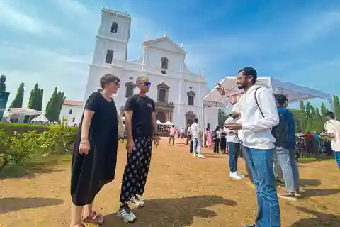Goa : Full day sightseeing of Churches,Fort (Guided)